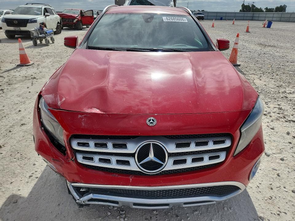 2020 MERCEDES-BENZ GLA 250 5