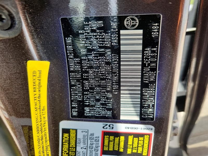 2018 TOYOTA CAMRY XLE 12