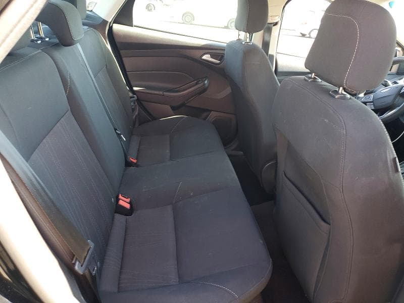 2018 FORD FOCUS SE 10