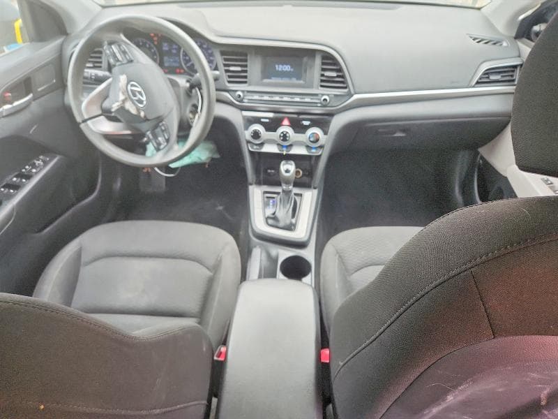 2019 HYUNDAI ELANTRA SE 8