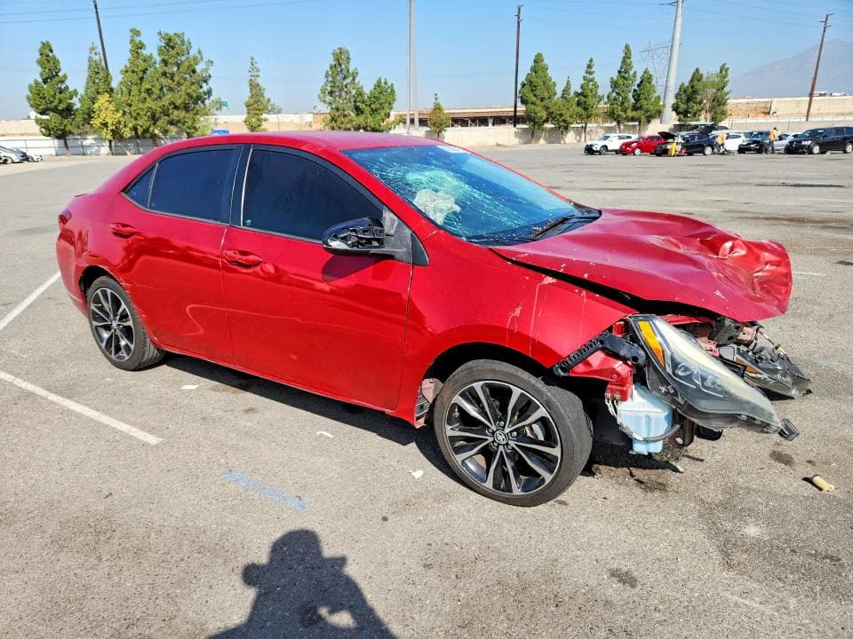 2017 TOYOTA COROLLA SE 4