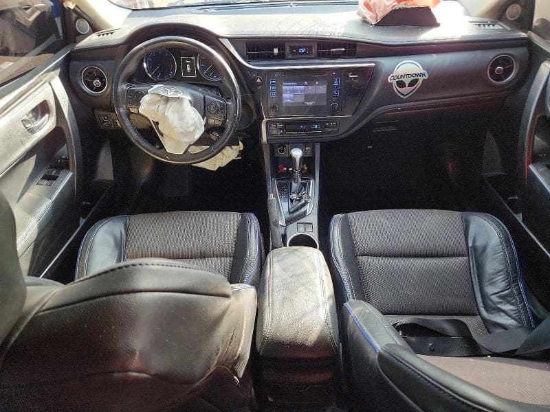 2017 TOYOTA COROLLA SE 8
