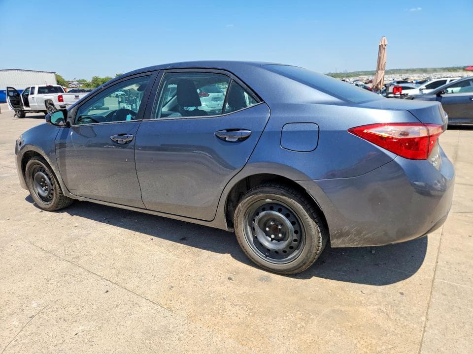 2018 TOYOTA COROLLA LE 2