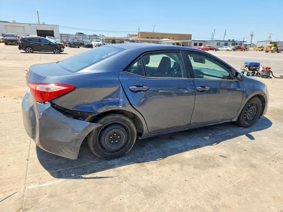 2018 TOYOTA COROLLA LE 3