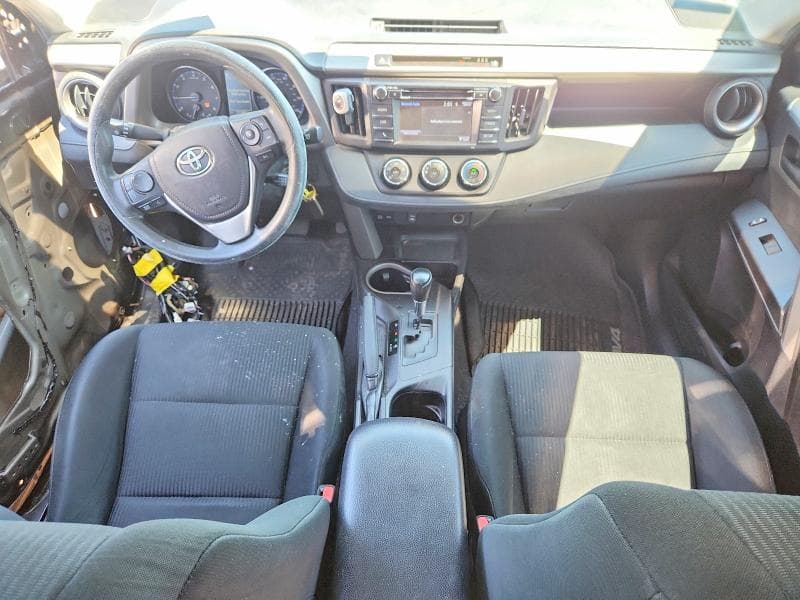 2018 TOYOTA RAV4 LE 8