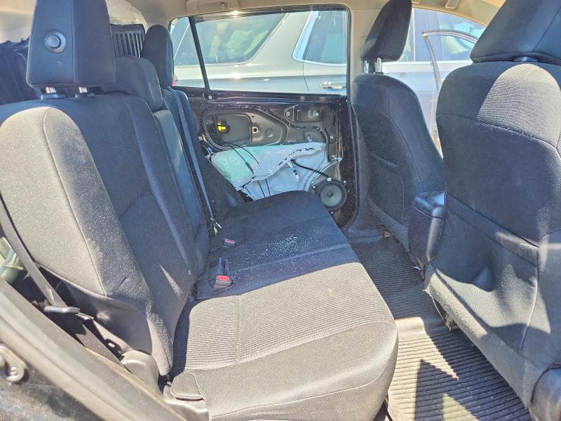 2018 TOYOTA RAV4 LE 10