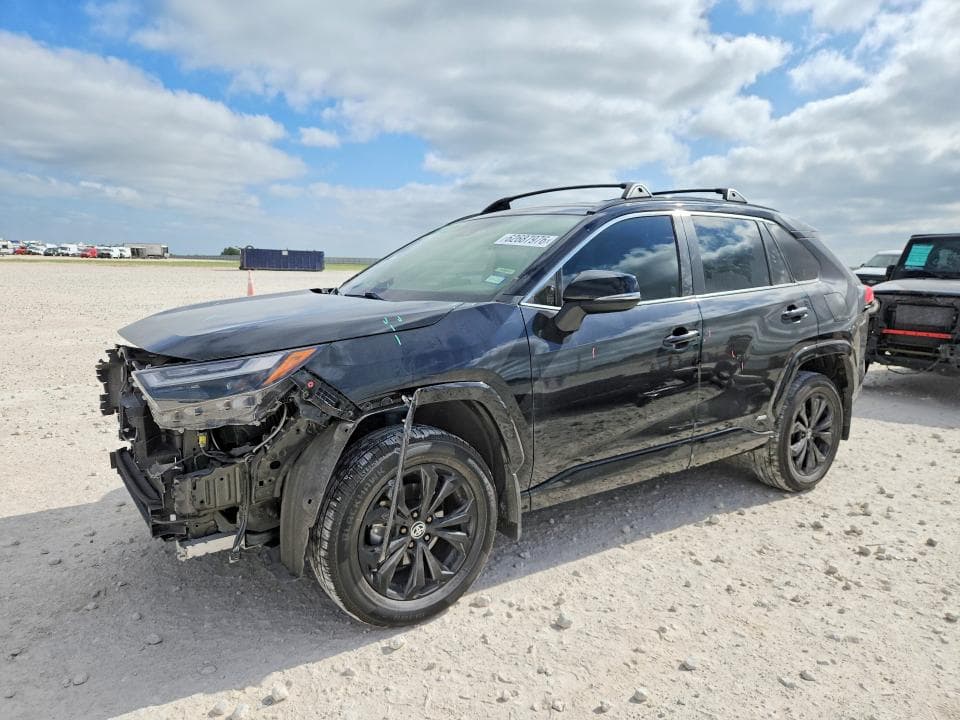 2022 TOYOTA RAV4 SE - 1