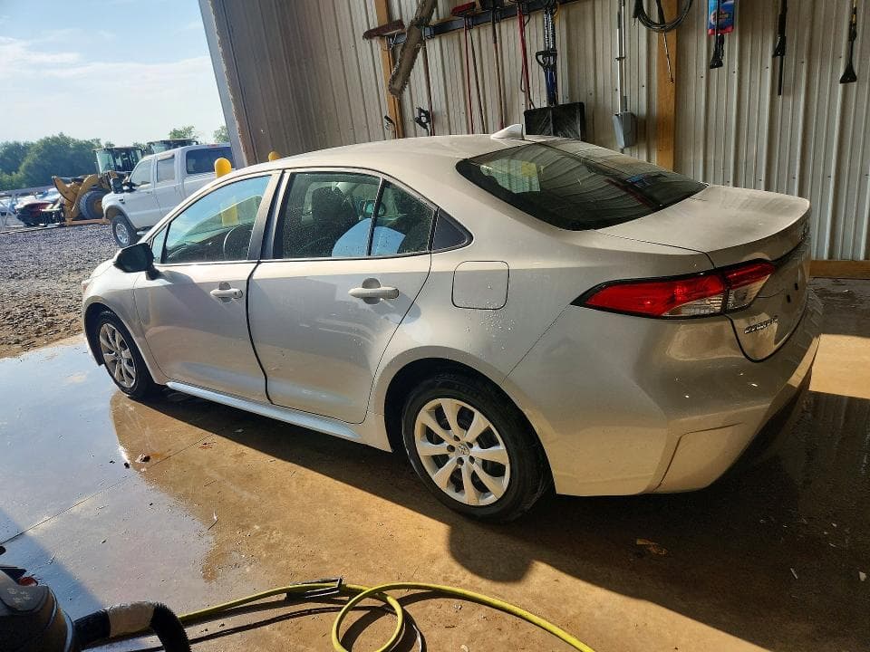 2025 TOYOTA COROLLA LE 2