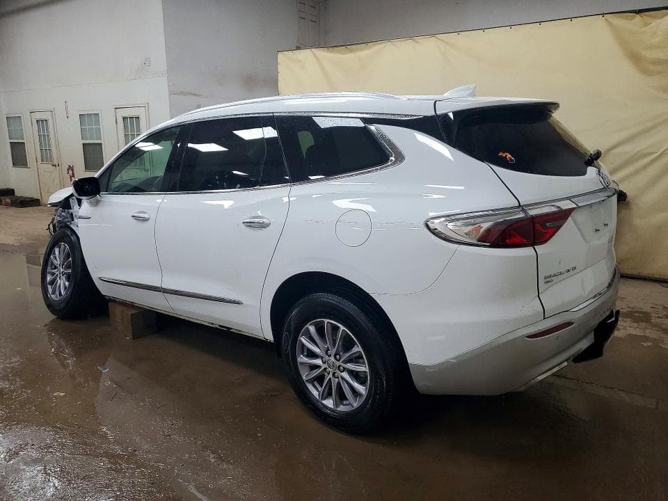 2023 BUICK ENCLAVE ESSENCE 2