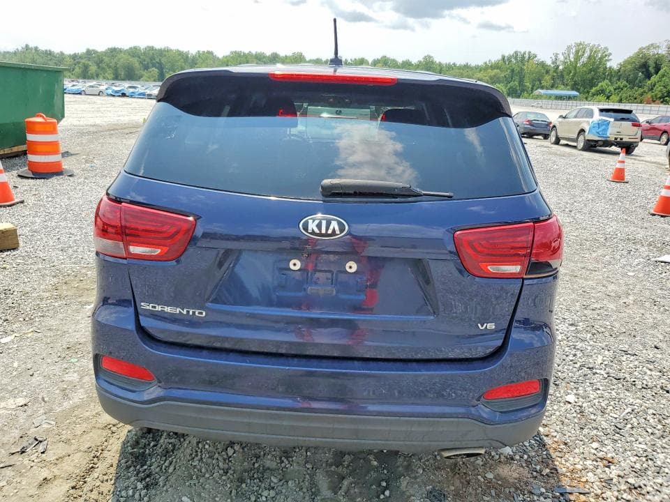 2020 KIA SORENTO S 6