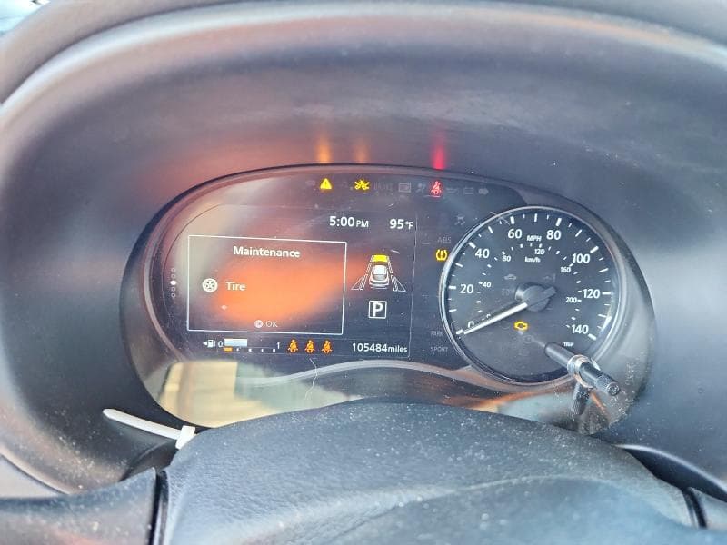 2022 NISSAN KICKS SR 9