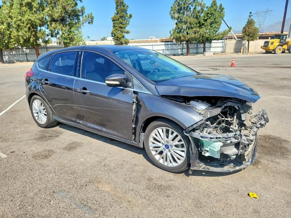 2018 FORD FOCUS TITANIUM 4