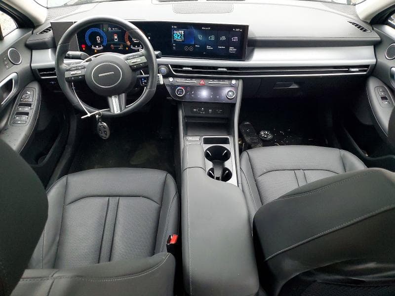 2024 HYUNDAI SONATA PREFERRED-TREND 8