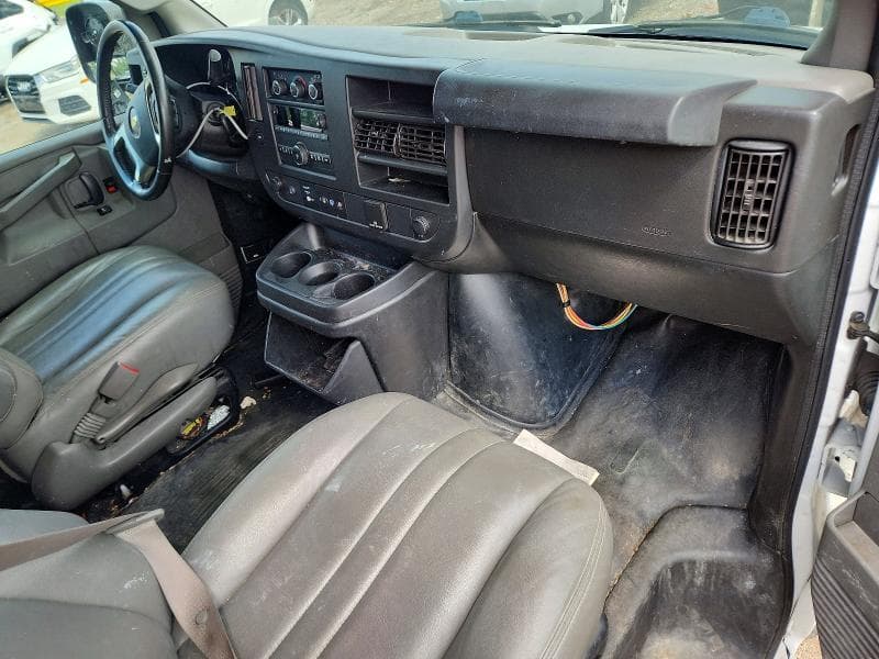 2019 CHEVROLET EXPRESS G2500 8