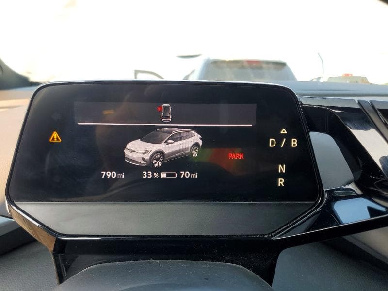 2022 VOLKSWAGEN ID.4 PRO 9