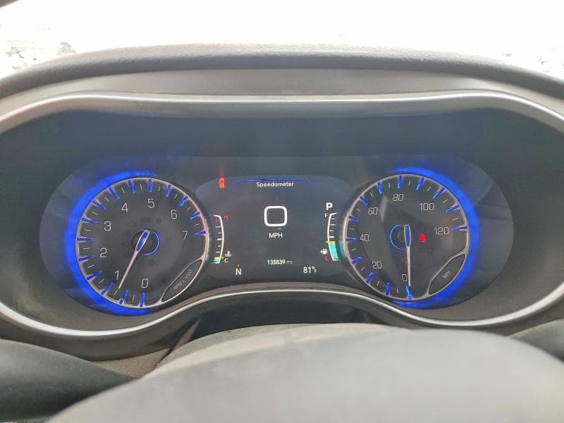 2017 CHRYSLER PACIFICA LIMITED 9