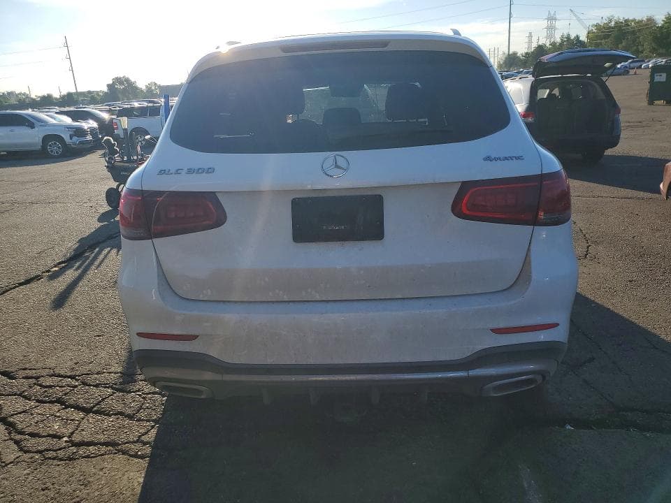 2020 MERCEDES-BENZ GLC 300 4MATIC 6