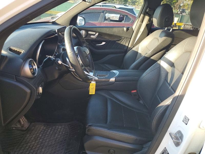 2020 MERCEDES-BENZ GLC 300 4MATIC 7
