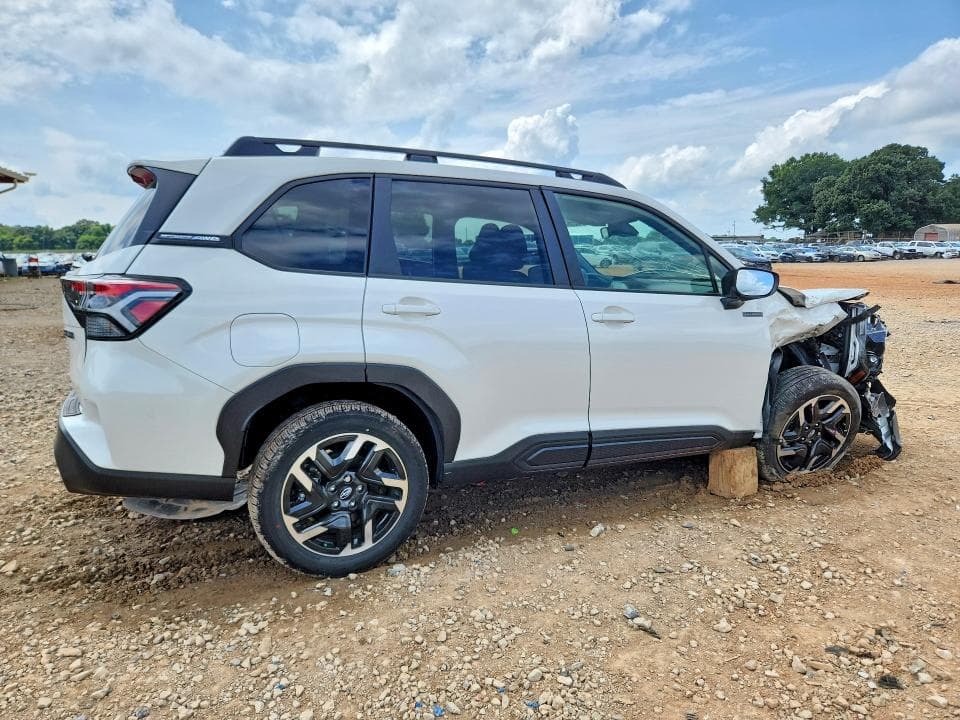 2025 SUBARU FORESTER PREMIUM 3