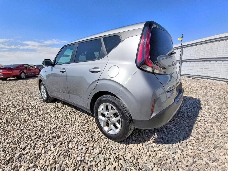 2025 KIA SOUL LX 2