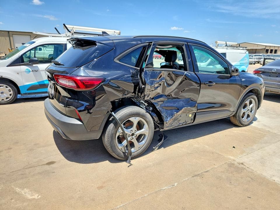 2025 FORD ESCAPE ST LINE 3