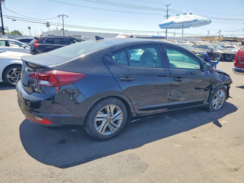 2019 HYUNDAI ELANTRA SEL 3