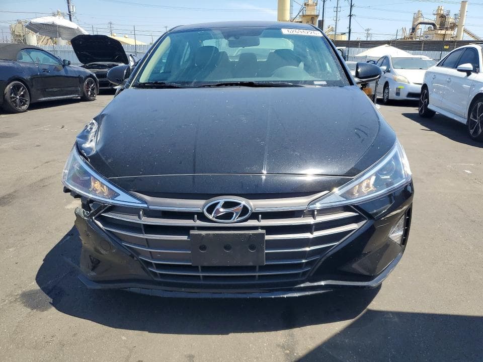 2019 HYUNDAI ELANTRA SEL 5