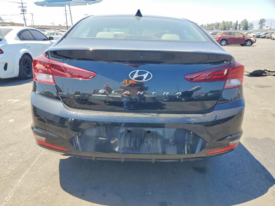 2019 HYUNDAI ELANTRA SEL 6