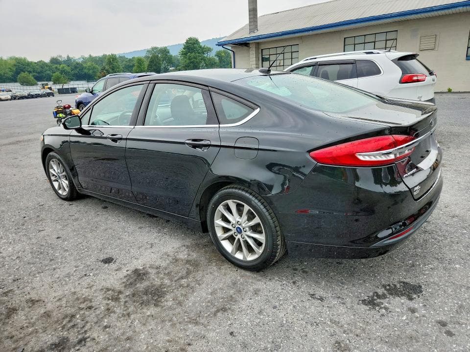 2017 FORD FUSION SE 2