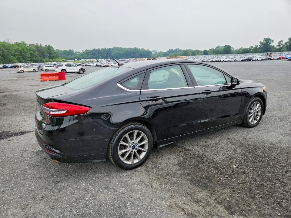 2017 FORD FUSION SE 3