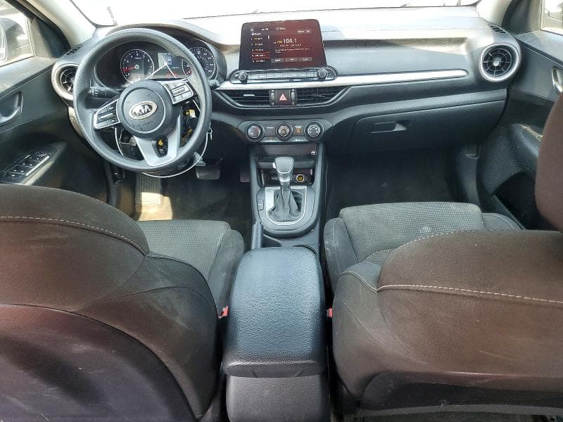 2021 KIA FORTE FE 8