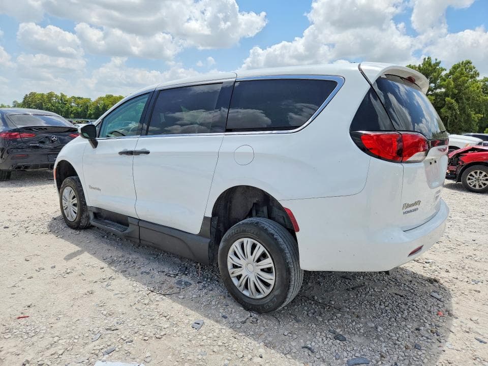 2021 CHRYSLER VOYAGER L 2