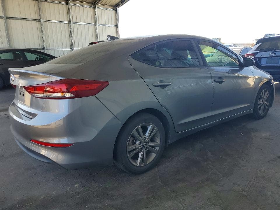 2018 HYUNDAI ELANTRA SEL 3