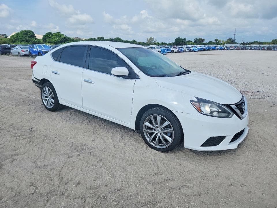 2018 NISSAN SENTRA S 4