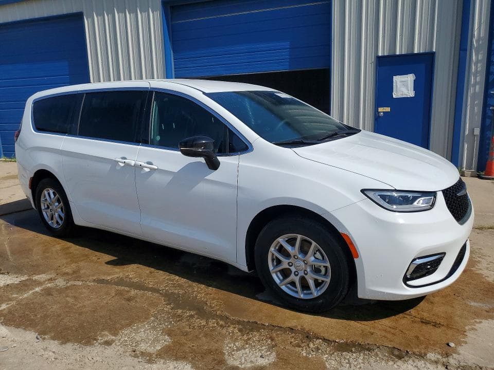 2026 CHRYSLER PACIFICA SELECT 4