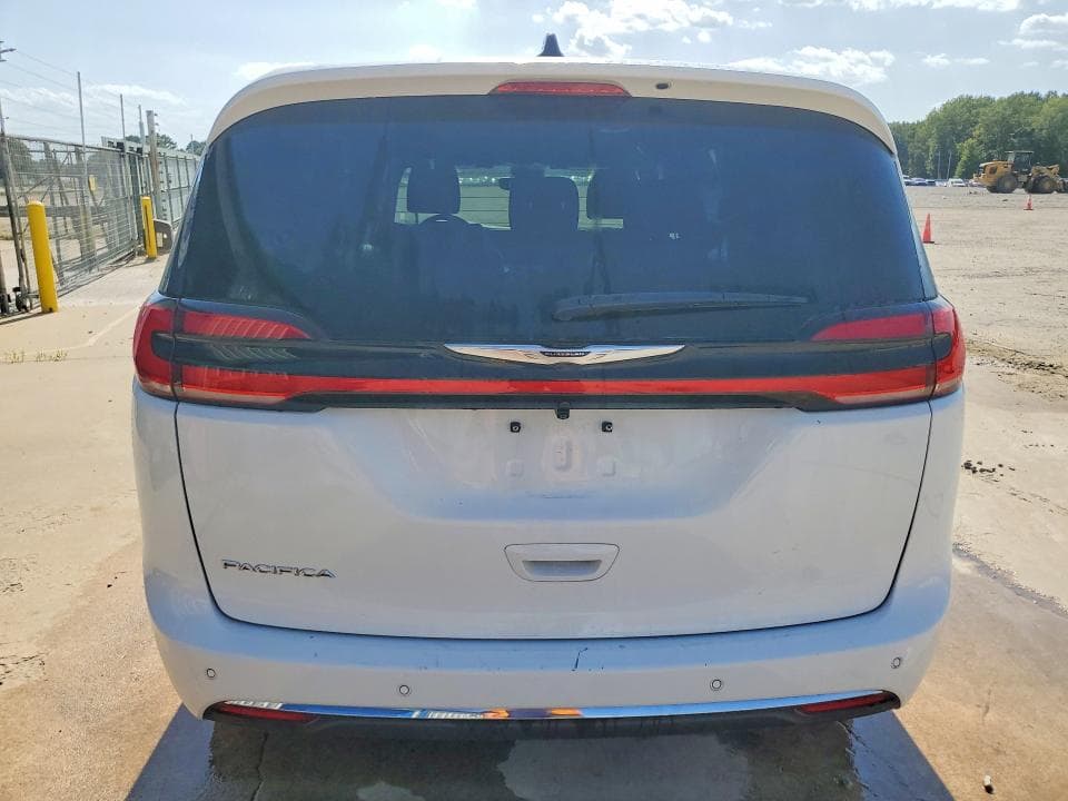 2026 CHRYSLER PACIFICA SELECT 6