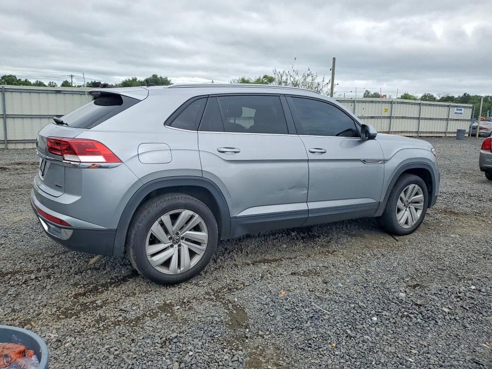 2021 VOLKSWAGEN ATLAS CROSS SPORT SE 3