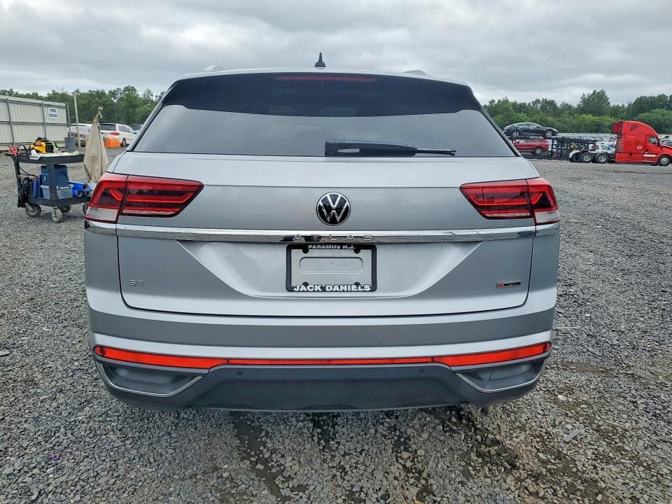 2021 VOLKSWAGEN ATLAS CROSS SPORT SE 6