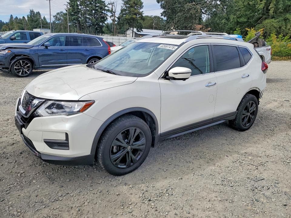 2019 NISSAN ROGUE SV - 1