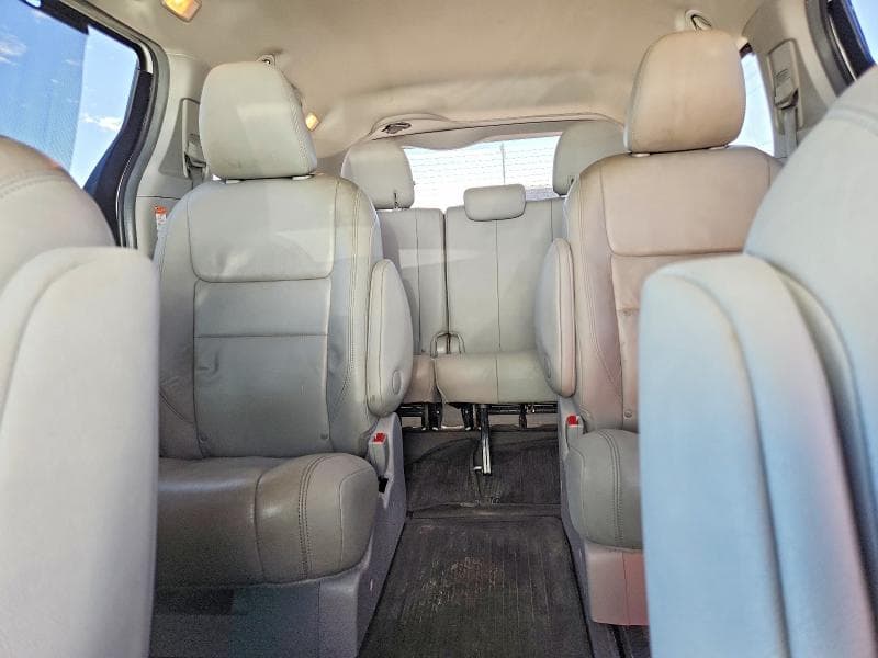 2017 TOYOTA SIENNA XLE 7-PASSENGER 10