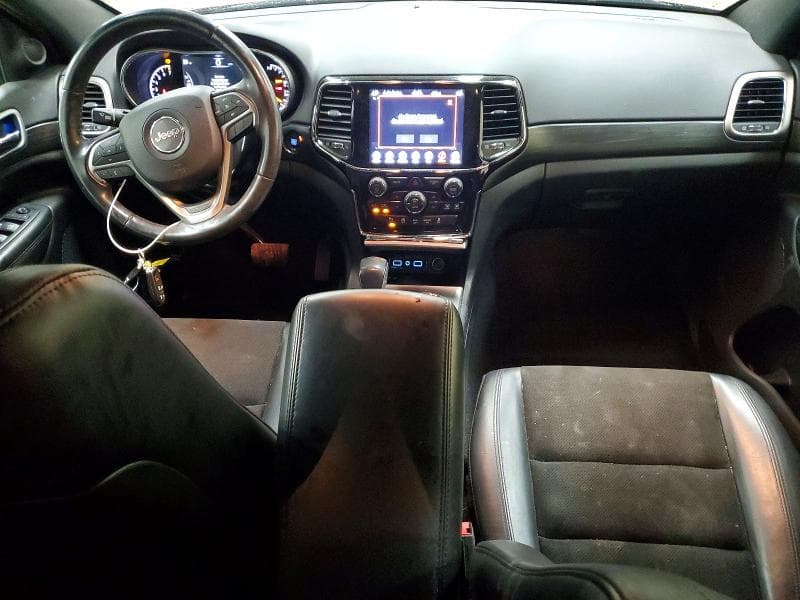 2020 JEEP GRAND CHEROKEE LAREDO 8