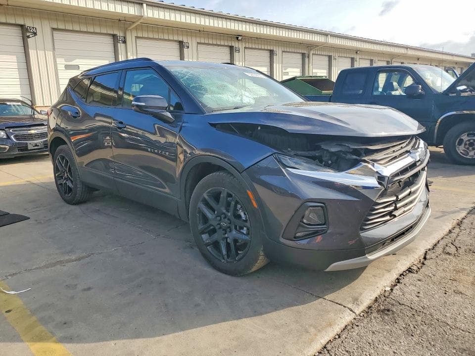 2021 CHEVROLET BLAZER 1LT 4