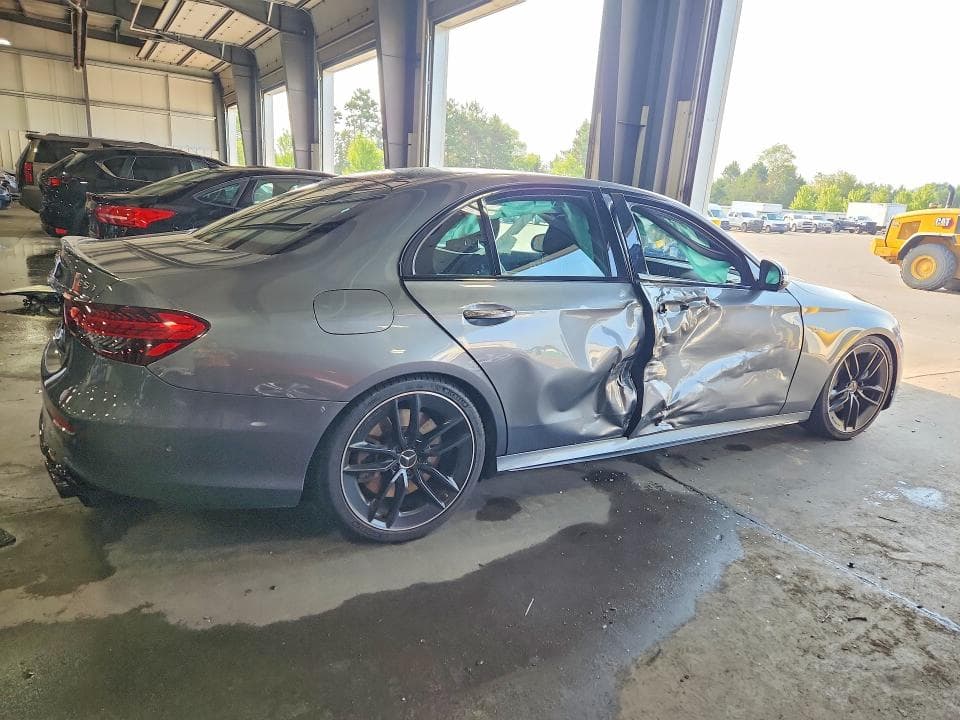 2021 MERCEDES-BENZ E AMG 53 4MATIC 3