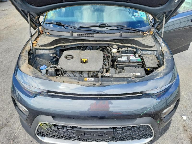 2022 KIA SOUL LX 11