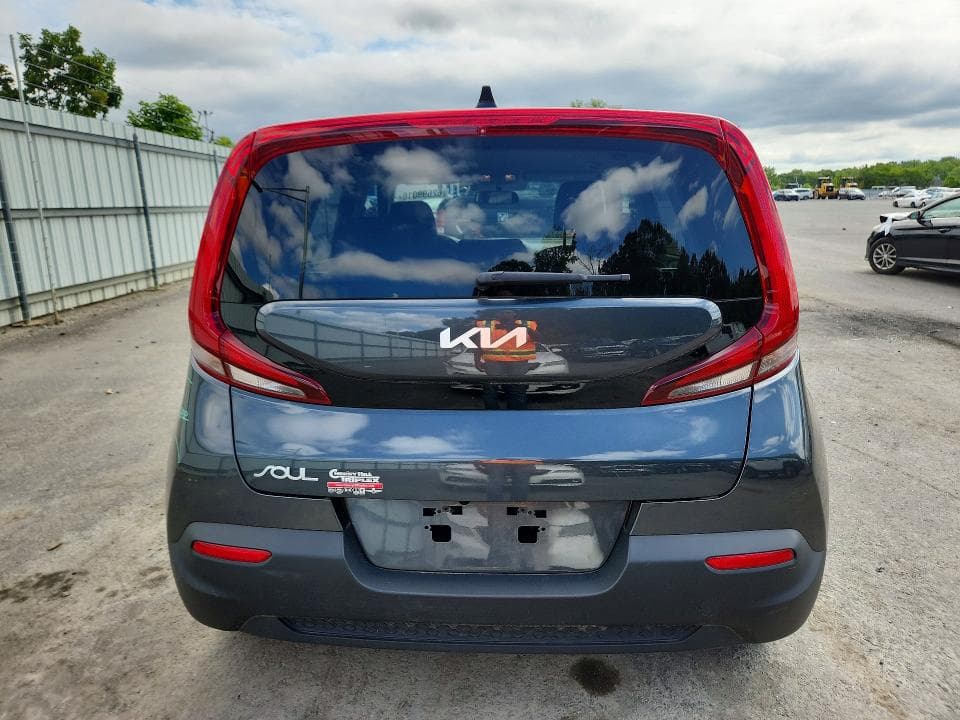 2022 KIA SOUL LX 6
