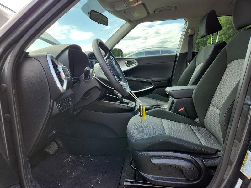 2022 KIA SOUL LX 7