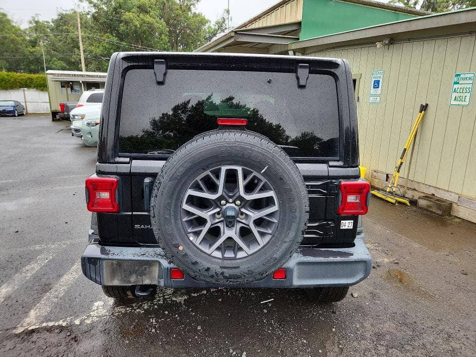 2025 JEEP WRANGLER SAHARA 6