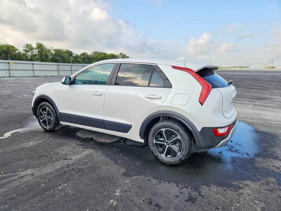 2026 KIA NIRO LX 2