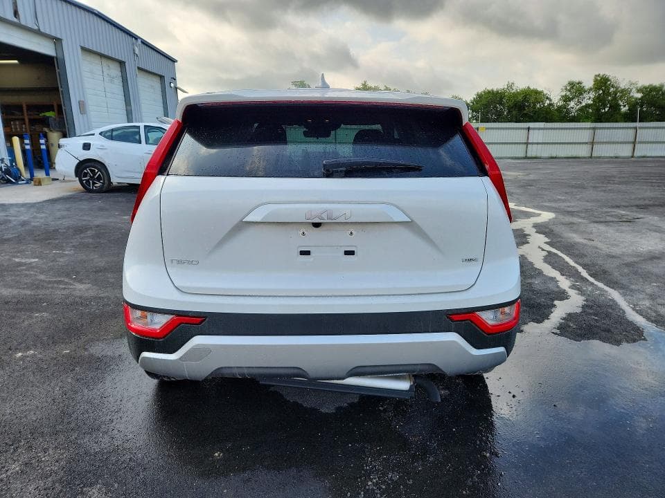 2026 KIA NIRO LX 6
