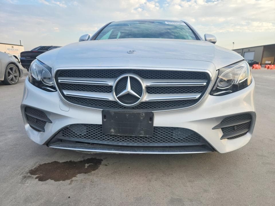 2017 MERCEDES-BENZ E 300 5